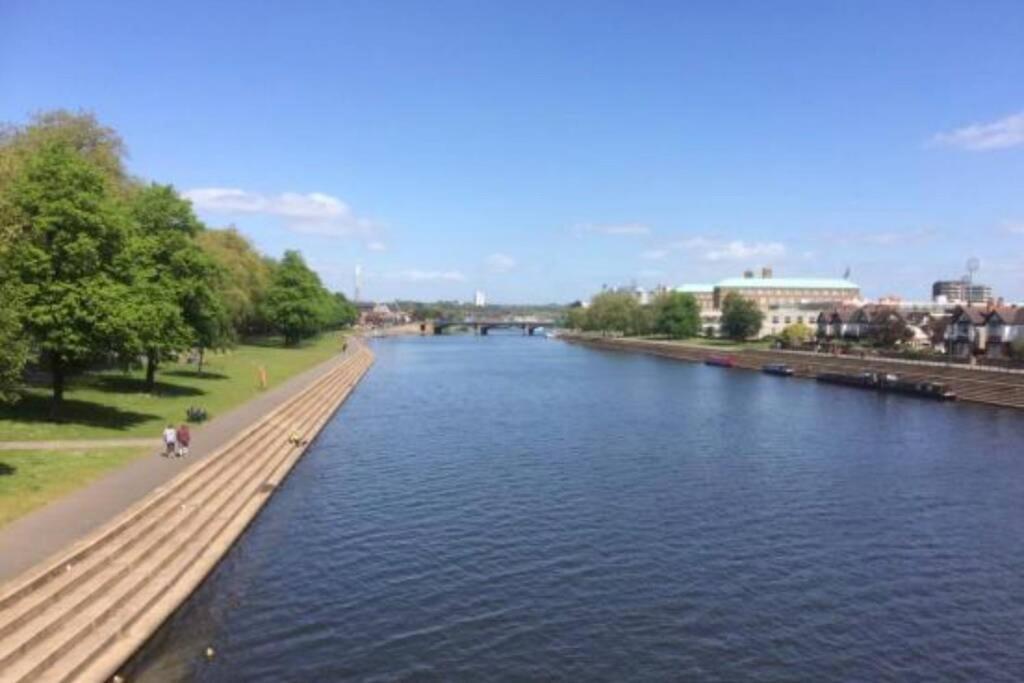 Lady Bay Apartments Nottingham Esterno foto